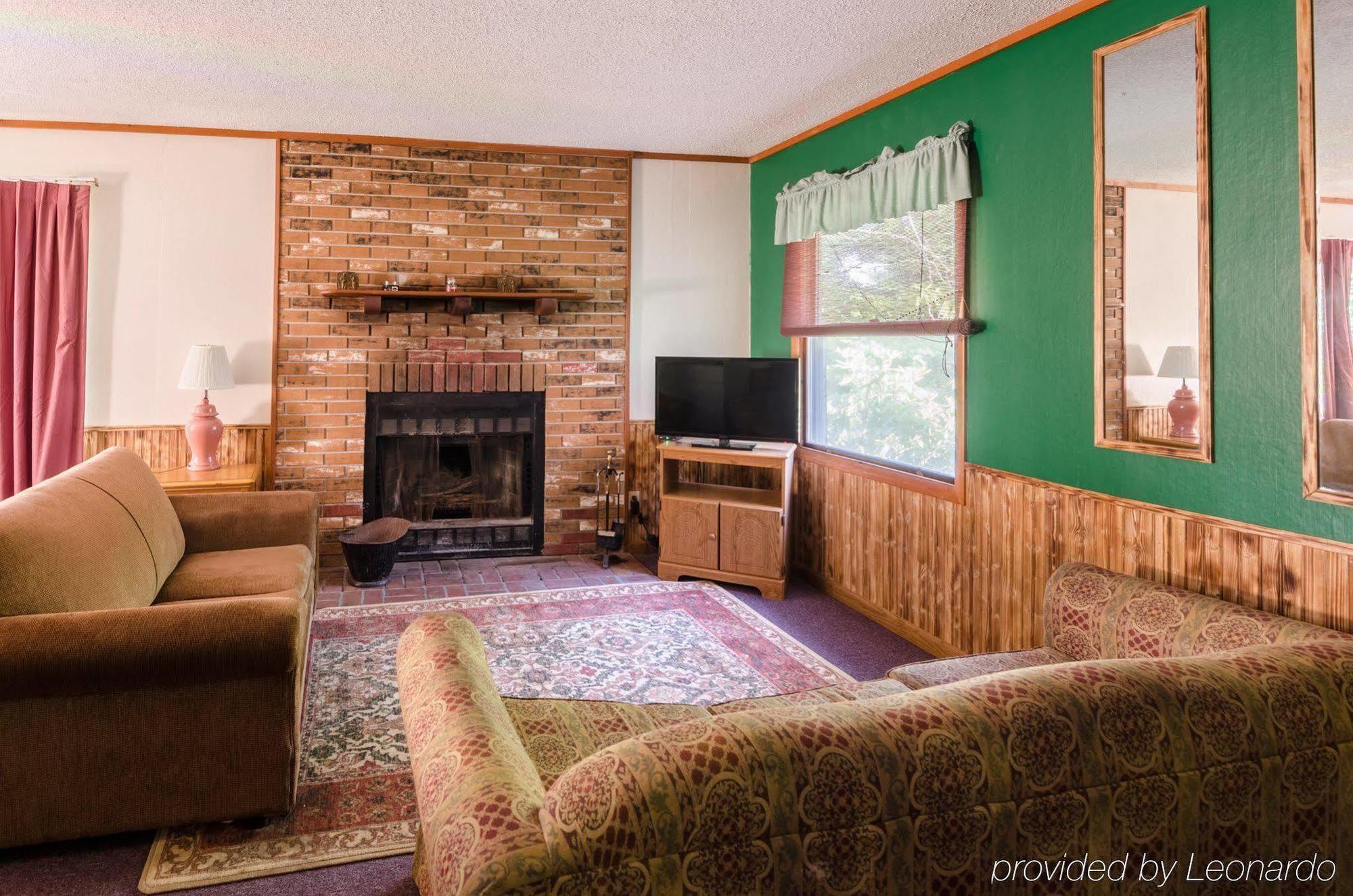 Highland Hills Motel & Cabins 분 외부 사진