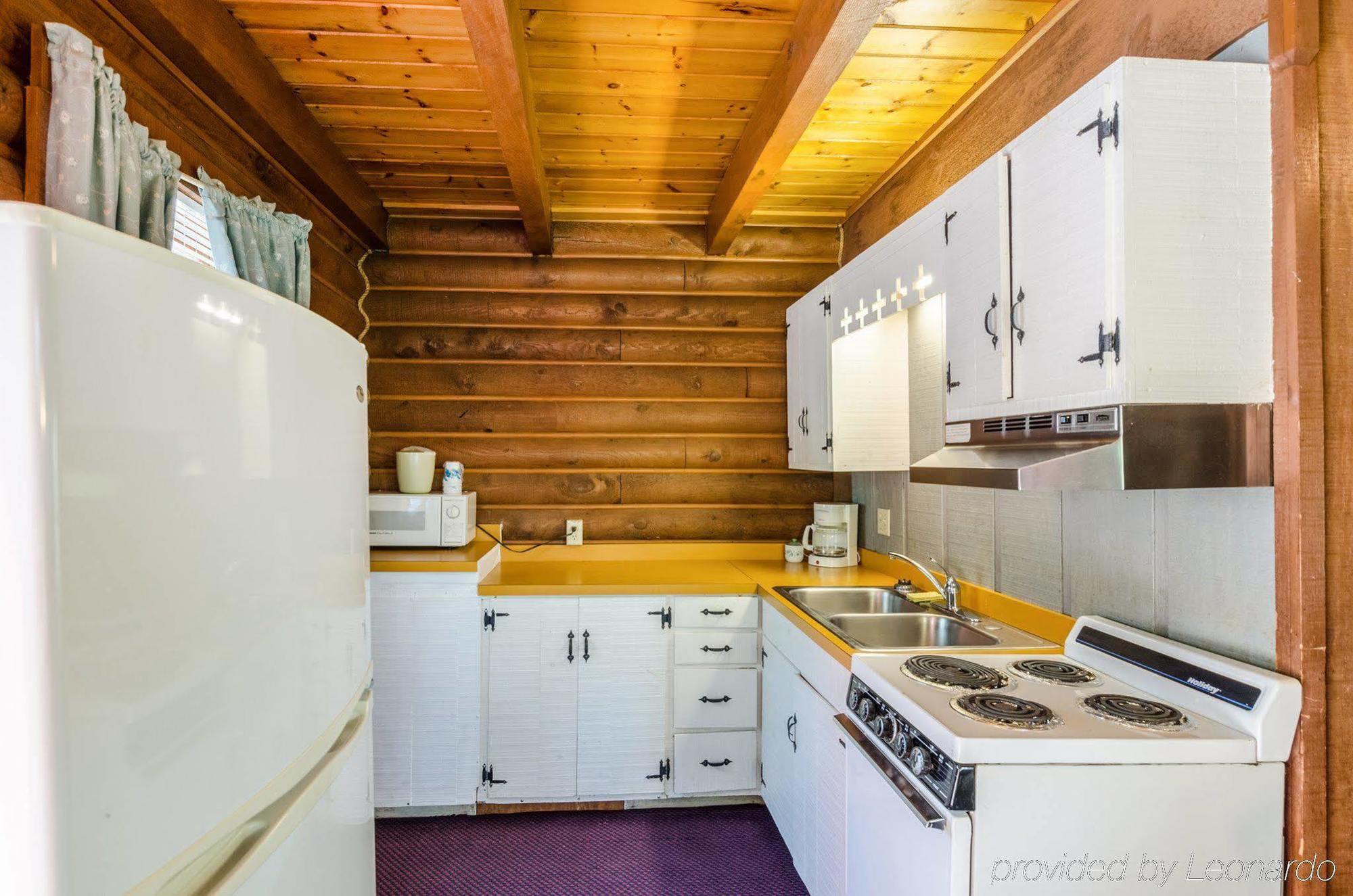 Highland Hills Motel & Cabins 분 외부 사진